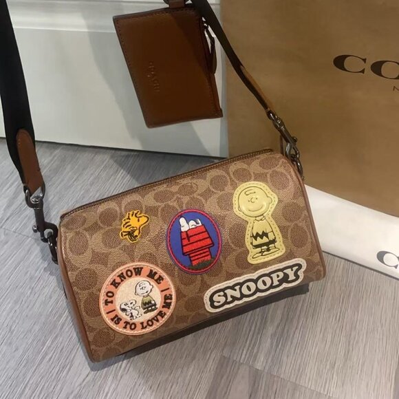 Coach men's crossbody bag. Size: 21*11*10cm. - Picture 3 of 9